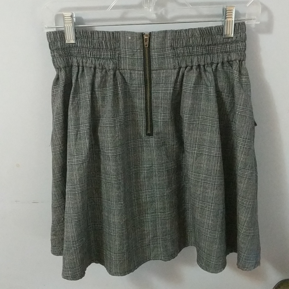 Mini skirt - Picture 2 of 2
